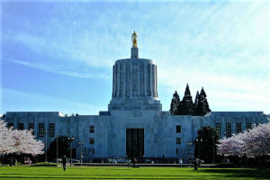 New Oregon Law Lets Pharmacists Prescribe Formulary Drugs, Devices (ashp.org)