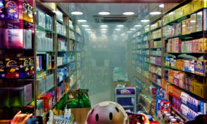 Hong Kong police apologise for tear-gassing pharmacy and restaurant during protests (scmp.com)